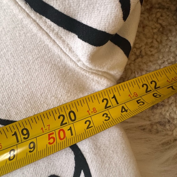 Zara Women's white and black crewneck sweatshirt crewneck faces portrait - Picture 5 of 7